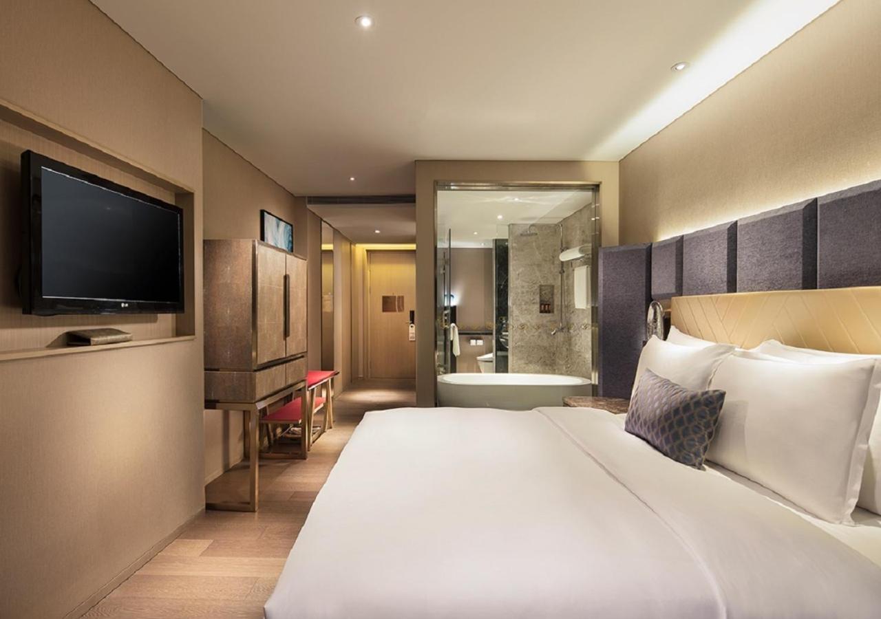 Grand Bay Hotel Csuhaj Kültér fotó