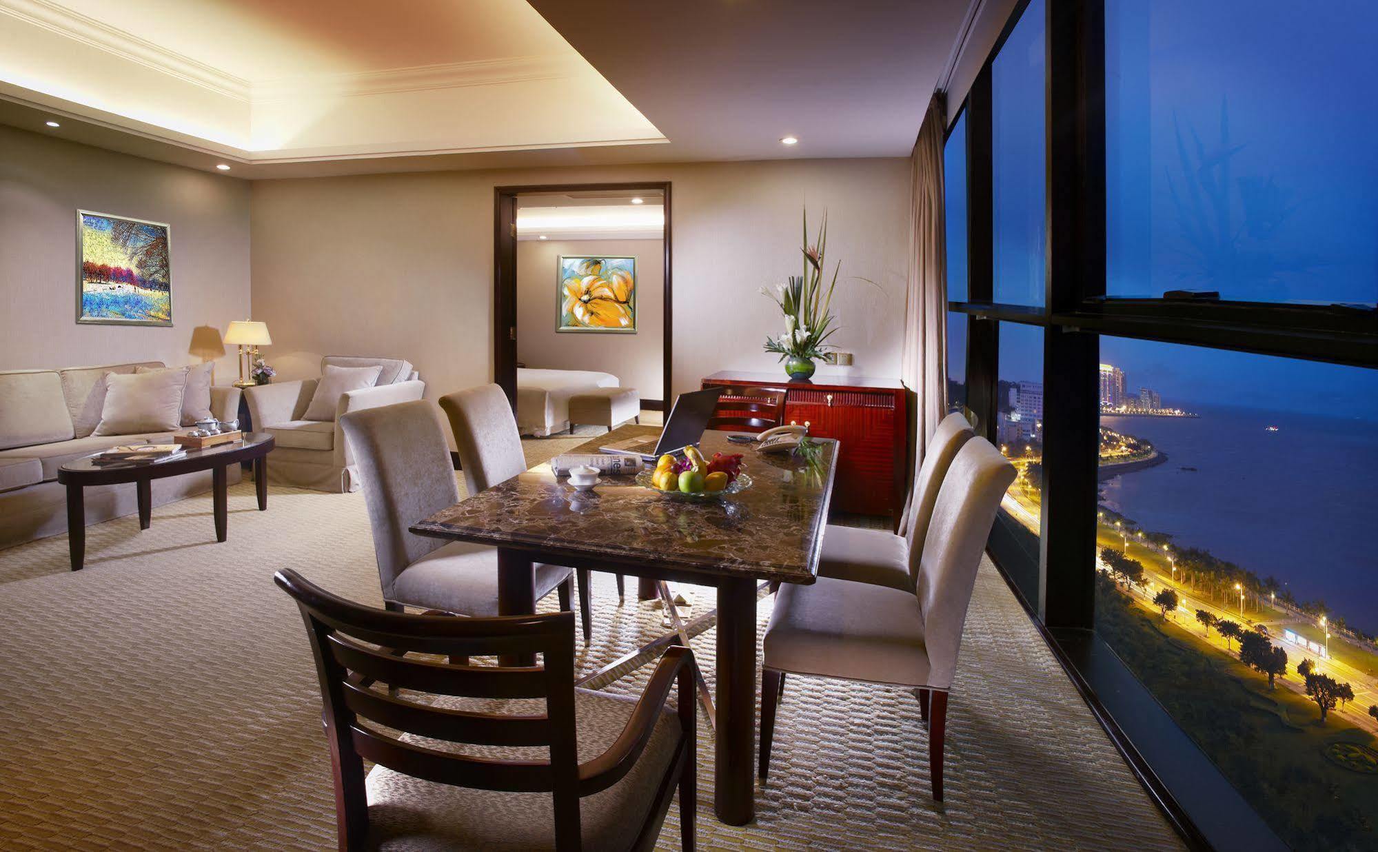 Grand Bay Hotel Csuhaj Kültér fotó