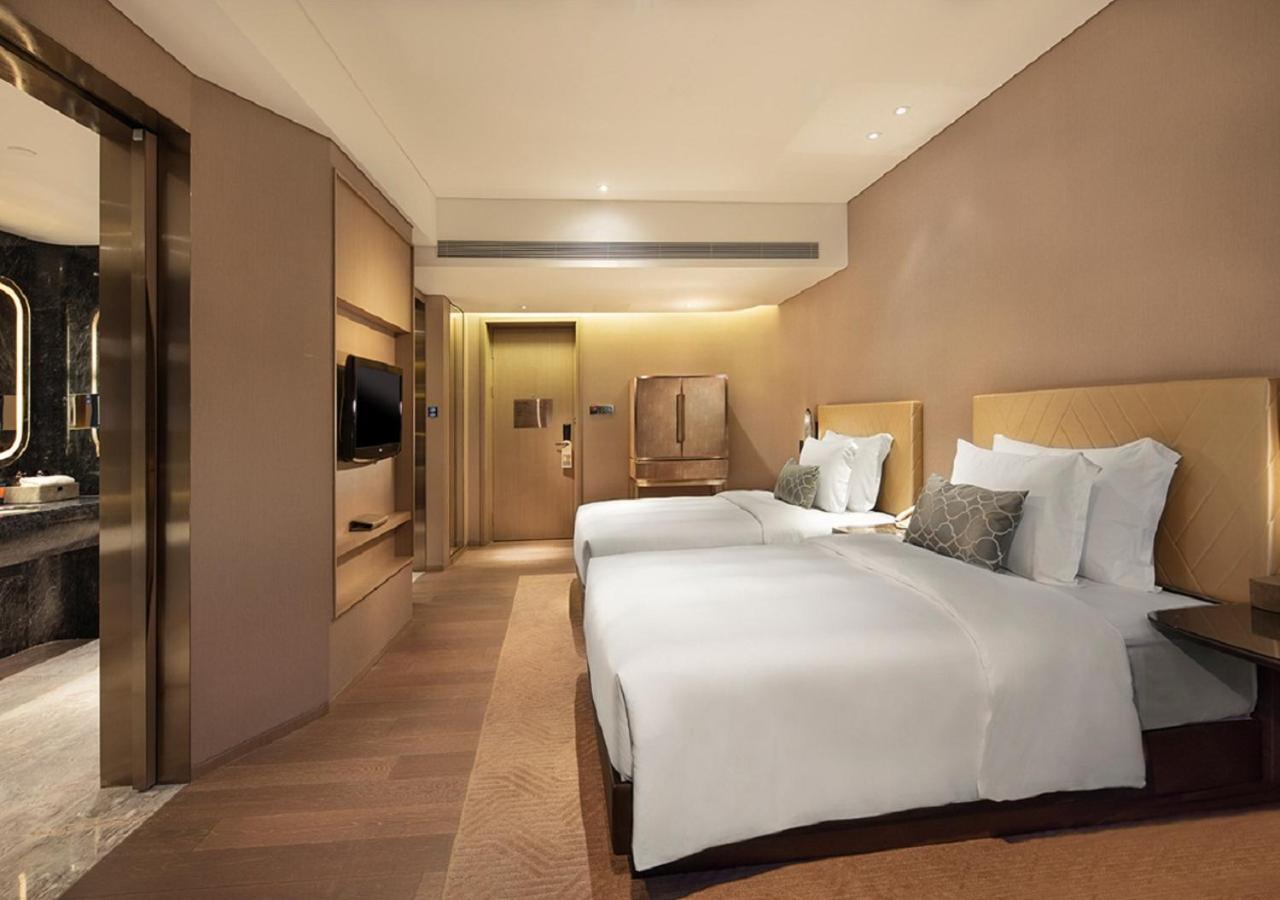 Grand Bay Hotel Csuhaj Kültér fotó